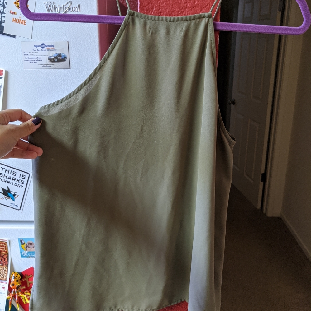 Halter neck top - Picture 2 of 2